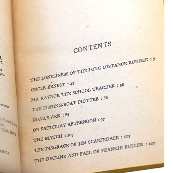 The Loneliness of the Long-Distance Runner by Alan Sillitoe 1959 Signet Book - Picture 7 of 9